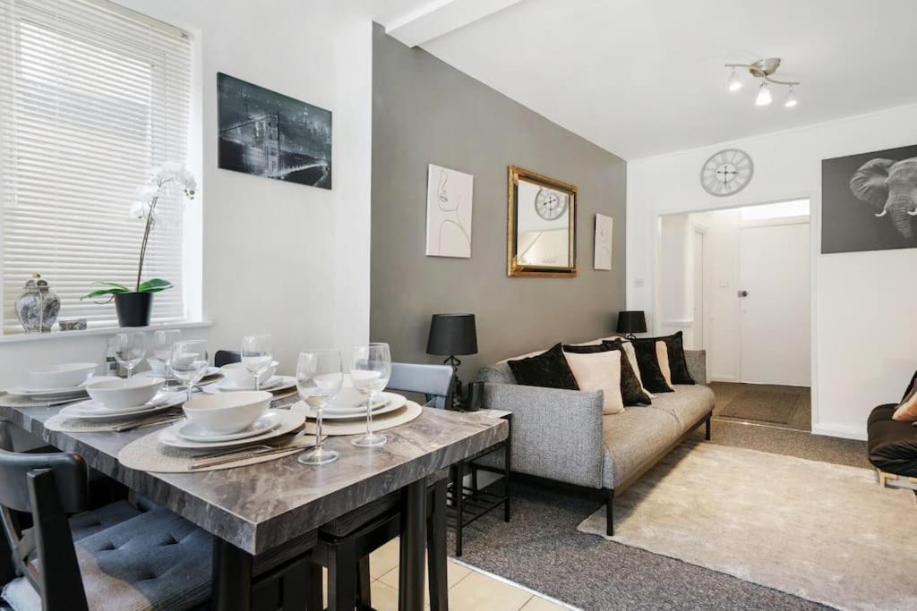 2 Bed Garden Flat Sleeps 6 Close To Brixton Appartamento