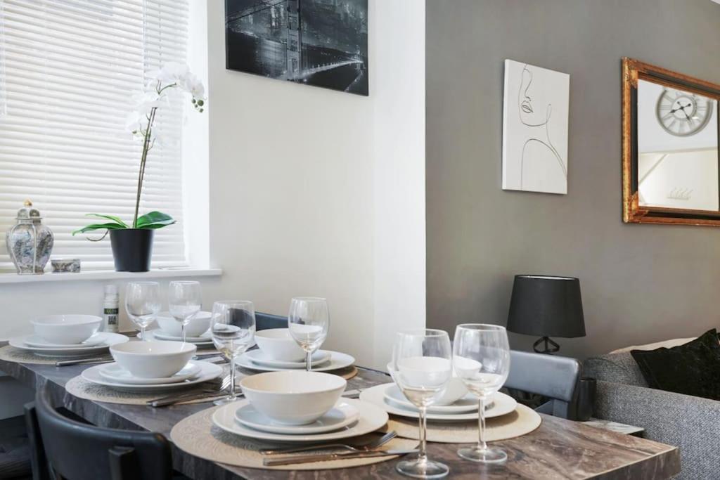 2 Bed Garden Flat Sleeps 6 Close To Brixton Appartamento *